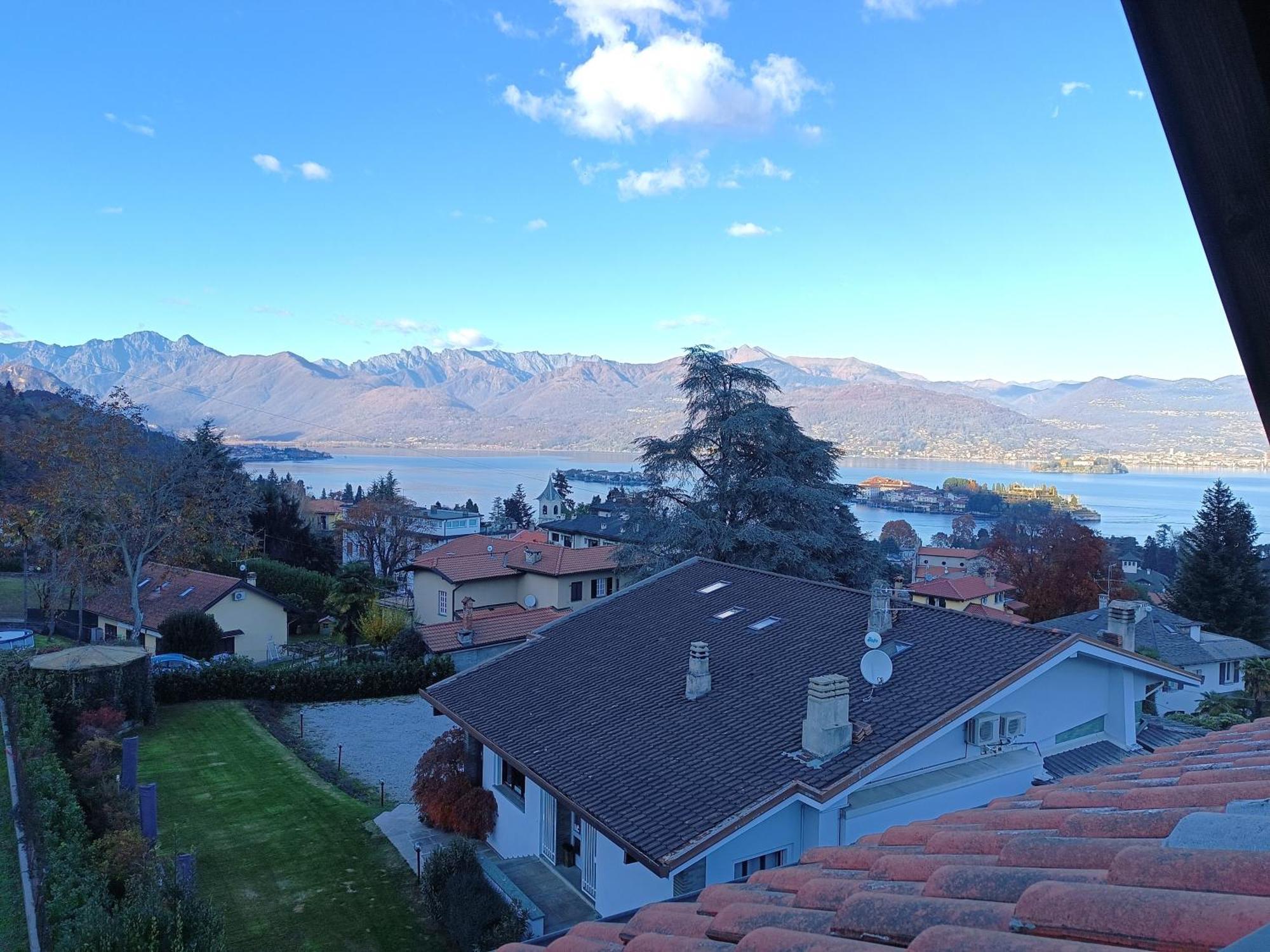 Villa Chiara Loft à Stresa Extérieur photo